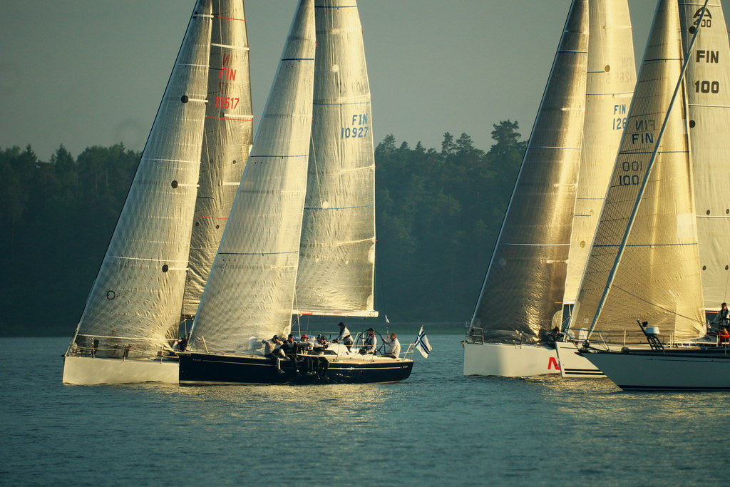 Battery Train Horn as a Race-Start Signal: Regattas, Motocross, and Track Days