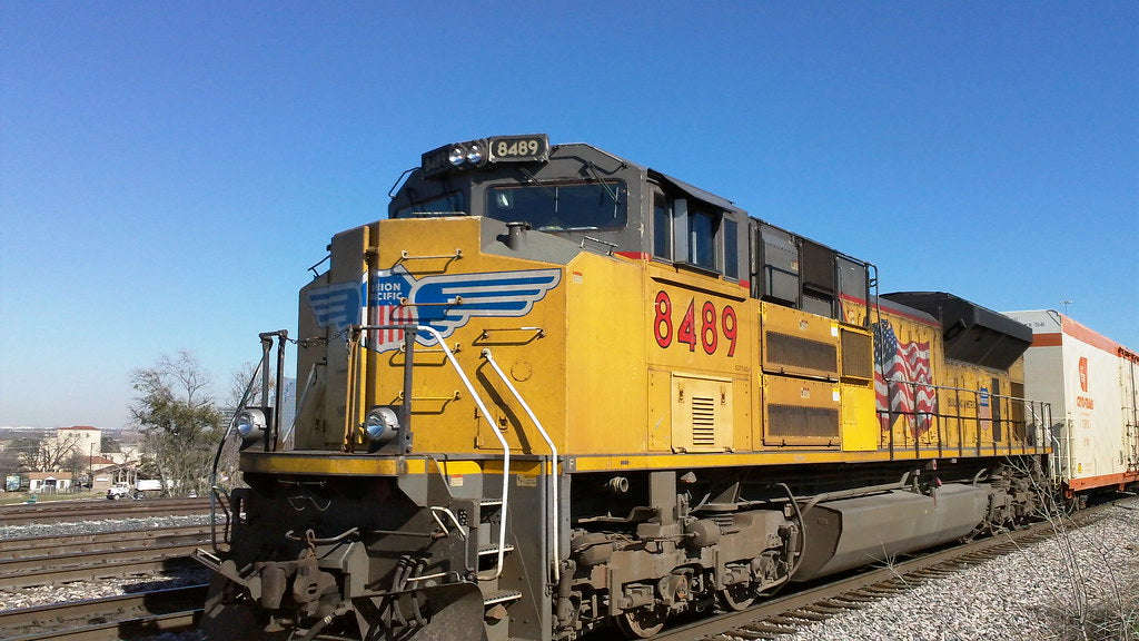 Is a Train Horn Gun as Loud as a Real Locomotive Horn? The Honest dB Math