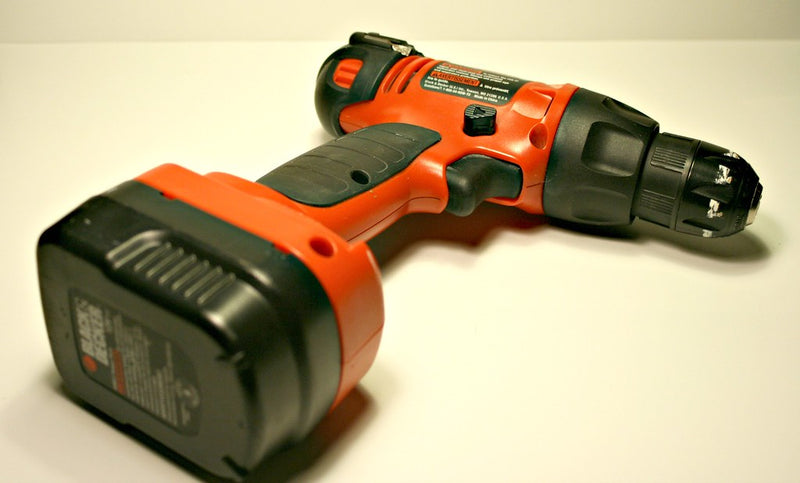 Milwaukee M12 vs M18 Train Horn: Does the Compact Battery Work, and Which Should You Buy?