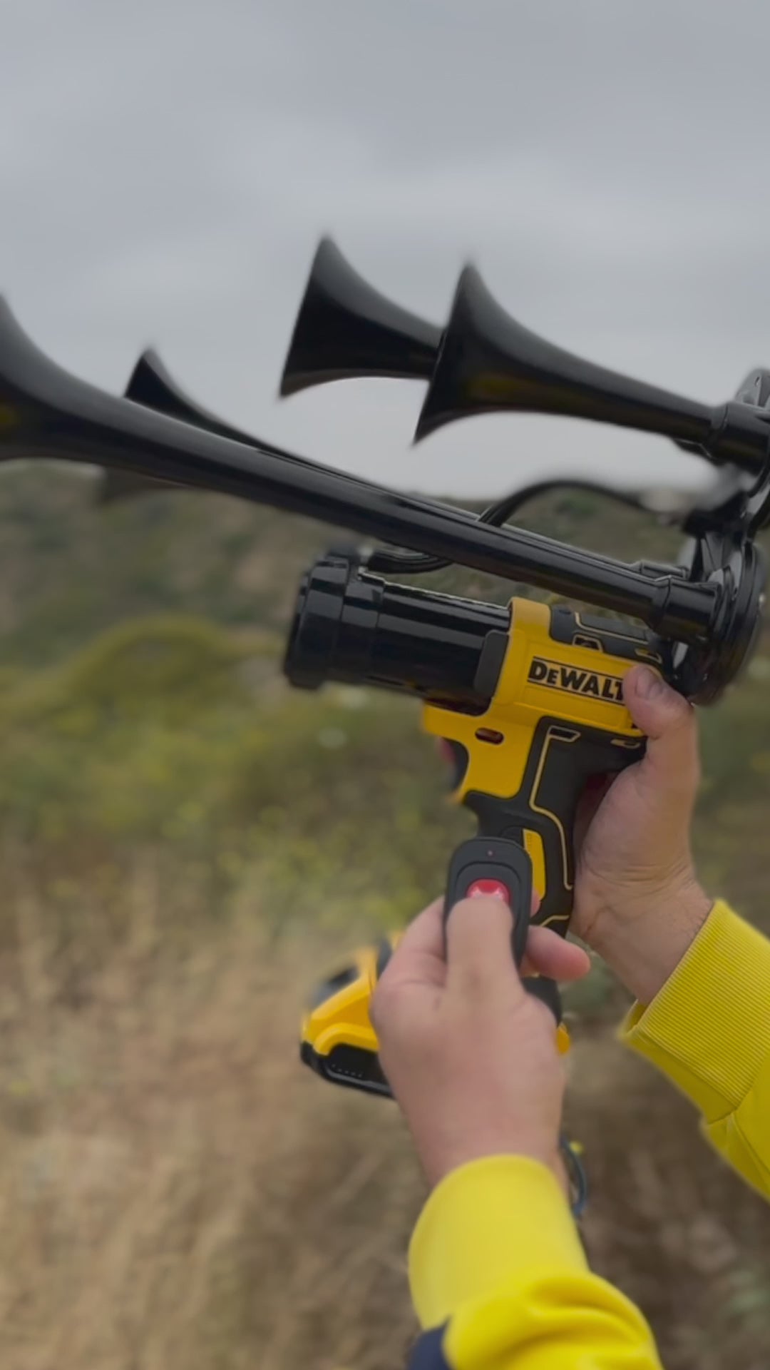 DeWalt Train Horn Gun with Remote